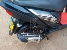https://riyasewana.com/uploads/yamaha-z-r-18153251438396.jpg