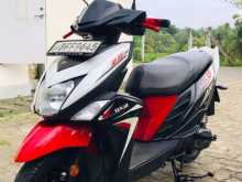 Yamaha ZR 2017 Motorbike