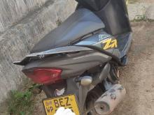 Yamaha ZR 2017 Motorbike