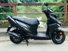 Yamaha ZR 2019 Motorbike