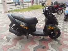 Yamaha ZR 2018 Motorbike