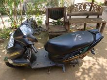 Yamaha ZR 2016 Motorbike