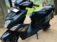 https://riyasewana.com/uploads/yamaha-zr-1319363913063.jpg