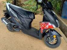 https://riyasewana.com/uploads/yamaha-zr-142029134423.jpg