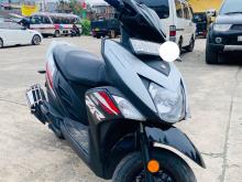 Yamaha ZR 2019 Motorbike