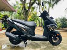 https://riyasewana.com/uploads/yamaha-zr-159482613312.jpg