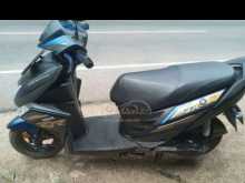 https://riyasewana.com/uploads/yamaha-zr-161642324252.jpg