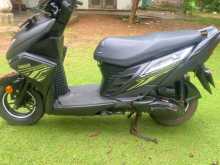https://riyasewana.com/uploads/yamaha-zr-16826094103.jpg