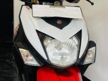 Yamaha ZR 2016 Motorbike