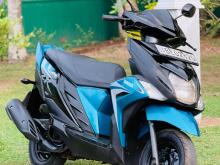 Yamaha ZR 2016 Motorbike