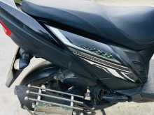 https://riyasewana.com/uploads/yamaha-zr-1811383022693.jpg