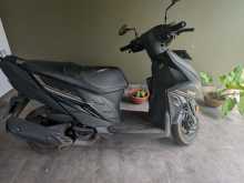 https://riyasewana.com/uploads/yamaha-zr-181305284442.jpg