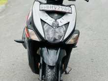 https://riyasewana.com/uploads/yamaha-zr-1817102722103.jpg