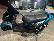 https://riyasewana.com/uploads/yamaha-zr-1820034013973.jpg