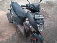 Yamaha ZR 2019 Motorbike