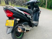 Yamaha ZR 2017 Motorbike