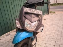 Yamaha ZR 2016 Motorbike