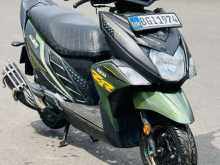 Yamaha ZR 2018 Motorbike