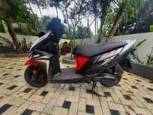 Yamaha Zr 2017 motorcycle