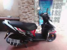Yamaha ZR 2017 Motorbike