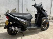 https://riyasewana.com/uploads/yamaha-zr-210251913794.jpg