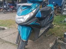 Yamaha Zr 2015 Motorbike