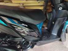 Yamaha ZR 2017 Motorbike