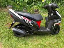 Yamaha ZR 2017 Motorbike