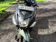 Yamaha ZR 2017 Motorbike