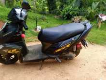 Yamaha ZR 2019 Motorbike