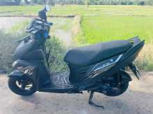 Yamaha ZR 2018 Motorbike