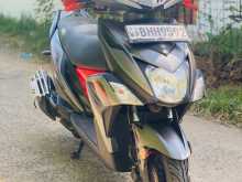 Yamaha ZR 2018 Motorbike