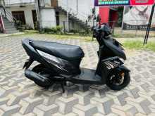 https://riyasewana.com/uploads/yamaha-zr-278282522493.jpg