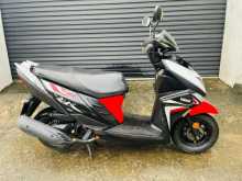 Yamaha ZR 2017 Motorbike