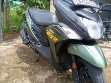 Yamaha ZR 2018 Motorbike