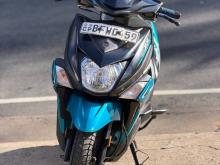 Yamaha ZR 2017 Motorbike