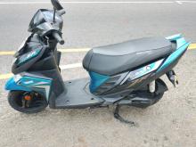 Yamaha ZR 2017 Motorbike