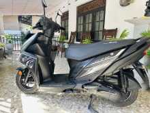https://riyasewana.com/uploads/yamaha-zr-29141022213.jpg
