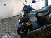 Yamaha ZR 2019 Motorbike