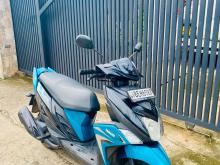 Yamaha ZR 2016 Motorbike