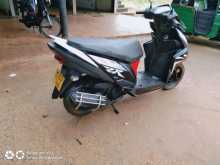 https://riyasewana.com/uploads/yamaha-zr-29936094012.jpg