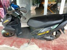 Yamaha Zr 2017 Motorbike