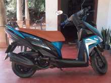 Yamaha ZR 2018 Motorbike