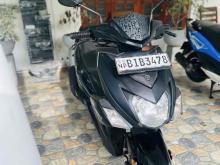 https://riyasewana.com/uploads/yamaha-zr-421435324593.jpg