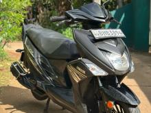 Yamaha ZR 2018 Motorbike