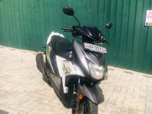 Yamaha ZR 2017 Motorbike