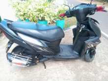 Yamaha ZR 2020 Motorbike