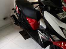 https://riyasewana.com/uploads/yamaha-zr-69412013252.jpg