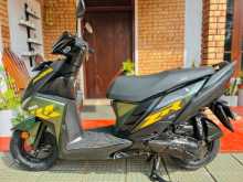 Yamaha ZR 2018 Motorbike