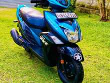 Yamaha ZR 2019 Motorbike